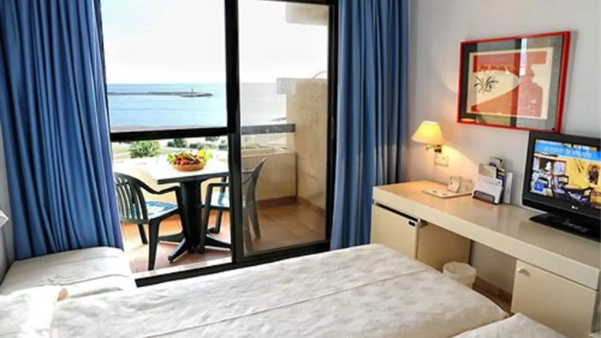 Ar Almerimar Hotel