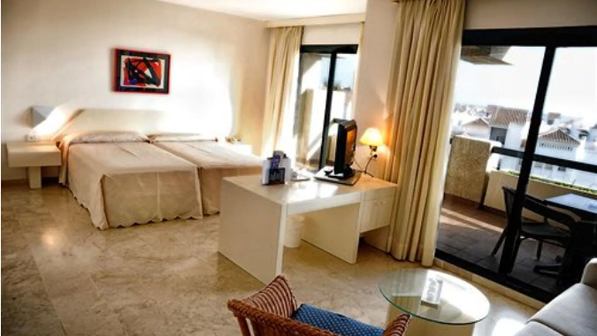 Ar Almerimar Hotel